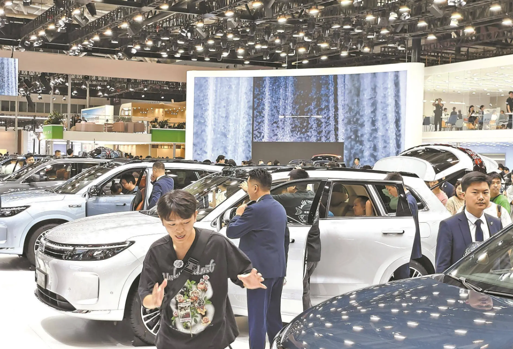“以旧换新”激发二手车市场活力